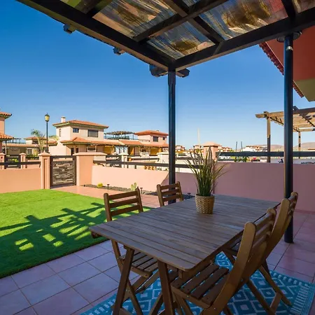 Appartement Private Terrace Majanicho -garden&pool La Oliva