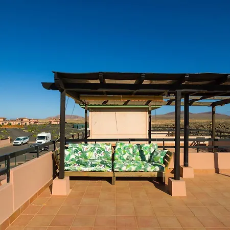 Private Terrace Majanicho -garden&pool * La Oliva