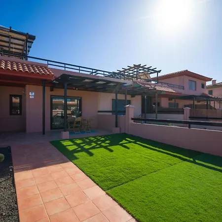 Apartament Private Terrace Majanicho -garden & Pool